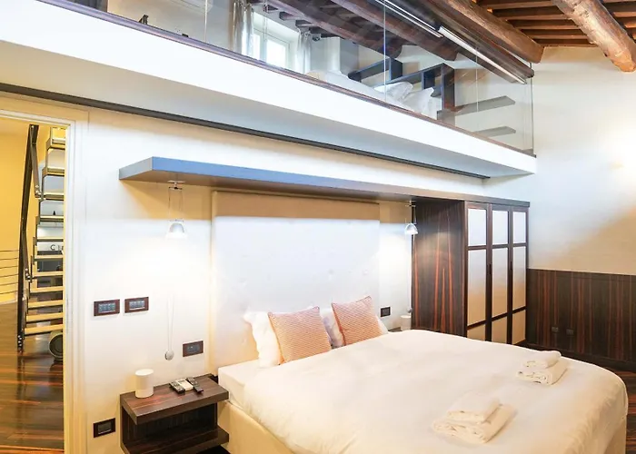 Easytopstay - Piazza Venezia View Charming Roma