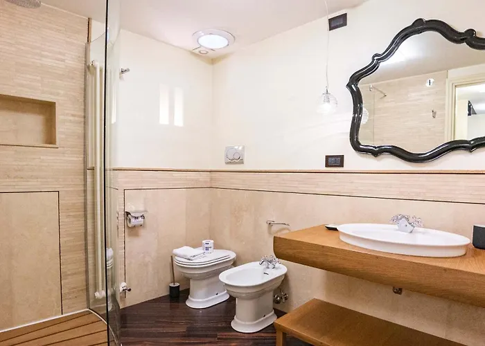 Easytopstay - Piazza Venezia View Charming Appartamento