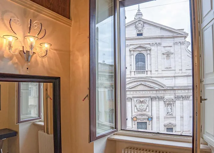 Easytopstay - Piazza Venezia View Charming Appartamento